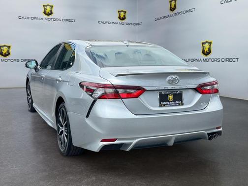 Celestial Silver Metallic 2021 Toyota Camry SE