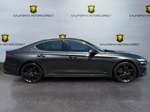 2023 Genesis G70 3.3T RWD