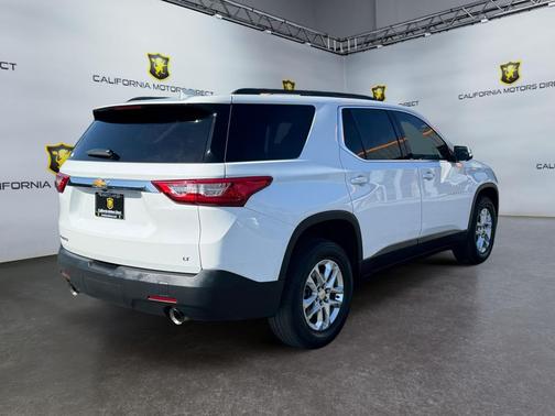 Summit White 2020 Chevrolet Traverse LT Cloth