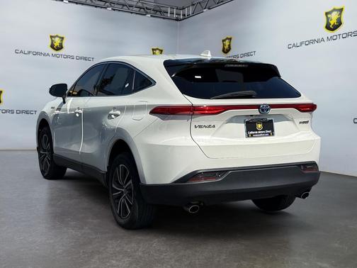 2021 Toyota Venza LE