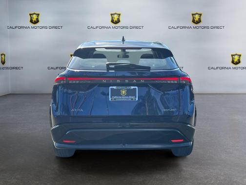 Deep Ocean Blue Pearl/Black Diamond Pearl 2023 Nissan ARIYA VENTURE+