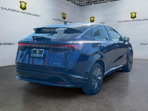 Deep Ocean Blue Pearl/Black Diamond Pearl 2023 Nissan ARIYA VENTURE+