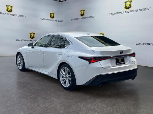 2022 Lexus IS 300 Base