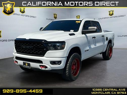 Bright White Clearcoat 2024 RAM 1500 Big Horn/Lone Star