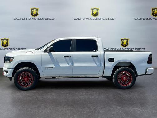 Bright White Clearcoat 2024 RAM 1500 Big Horn/Lone Star