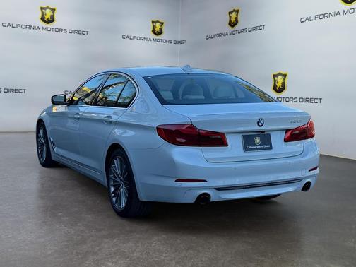 2019 BMW 530 530i