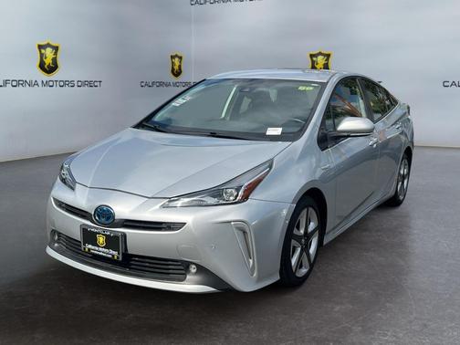 Classic Silver Metallic 2022 Toyota Prius XLE