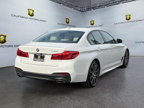 2019 BMW 540 540i