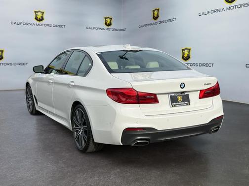 2019 BMW 540 540i