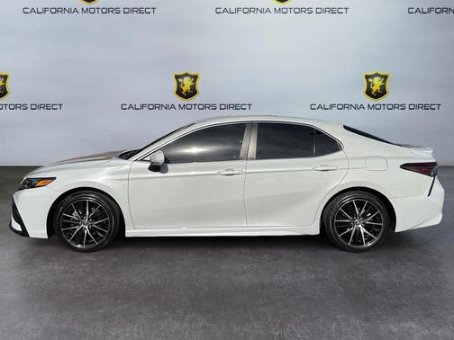 2023 Toyota Camry SE
