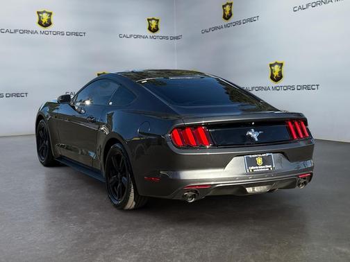 2016 Ford Mustang V6