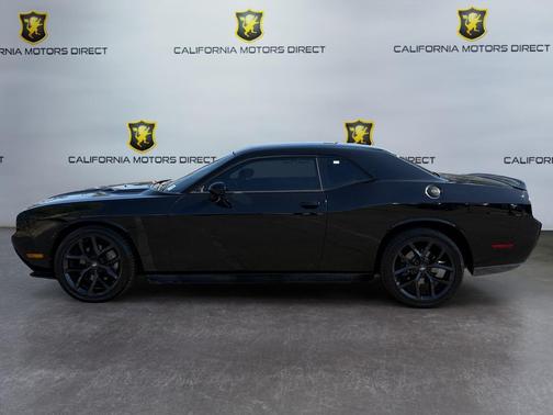Black Clearcoat 2014 Dodge Challenger R/T