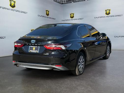 2022 Toyota Camry LE