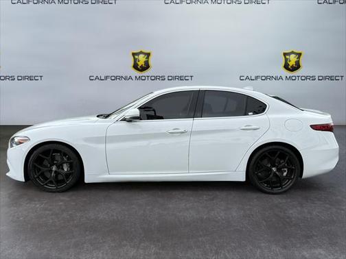 2020 Alfa Romeo Giulia Base
