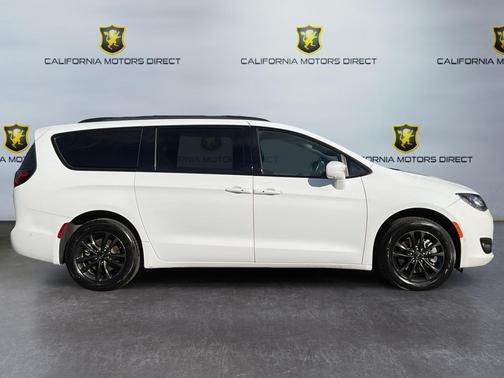 2020 Chrysler Pacifica L