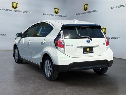 2017 Toyota Prius c Four