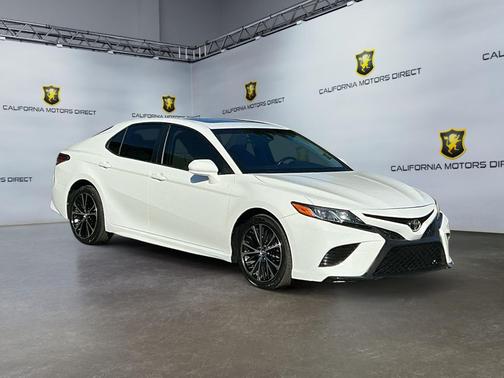 2018 Toyota Camry SE