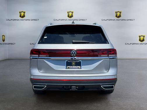Silver Mist Metallic 2024 Volkswagen Atlas 2.0T SEL