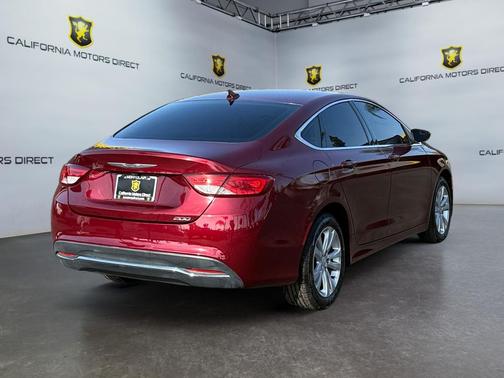 2017 Chrysler 200 Limited