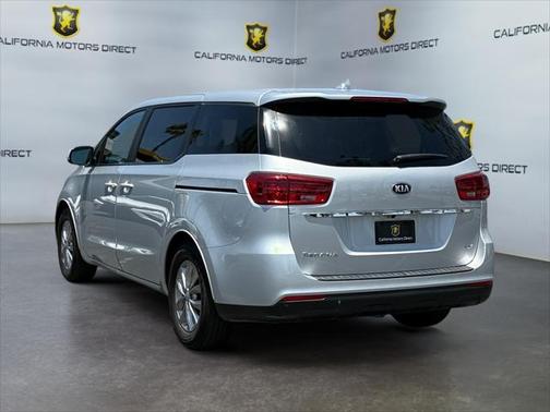 2021 Kia Sedona LX