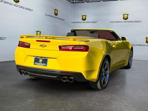 Bright Yellow 2018 Chevrolet Camaro 1SS