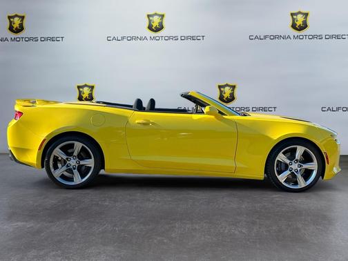 Bright Yellow 2018 Chevrolet Camaro 1SS
