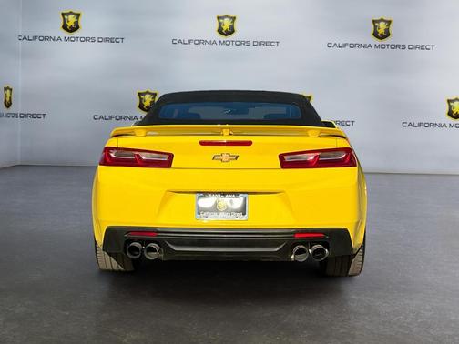 Bright Yellow 2018 Chevrolet Camaro 1SS