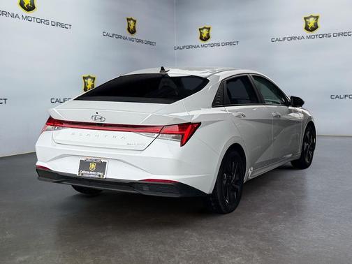 2022 Hyundai ELANTRA HEV Blue