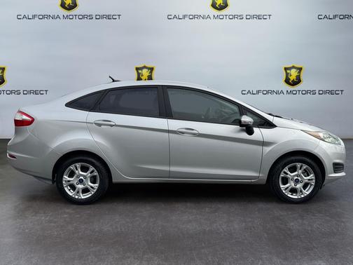 INGOT SILVER 2016 Ford Fiesta SE