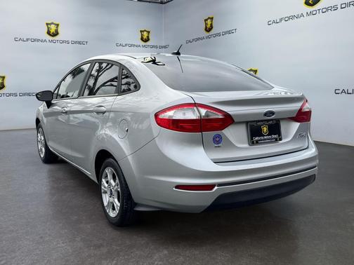 INGOT SILVER 2016 Ford Fiesta SE