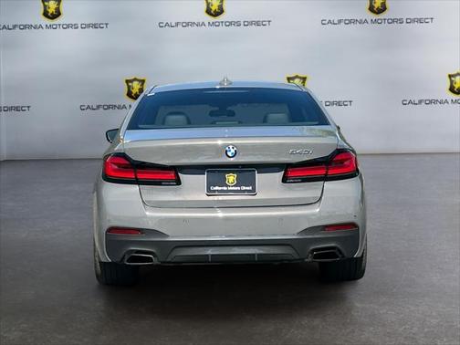 2022 BMW 540 i