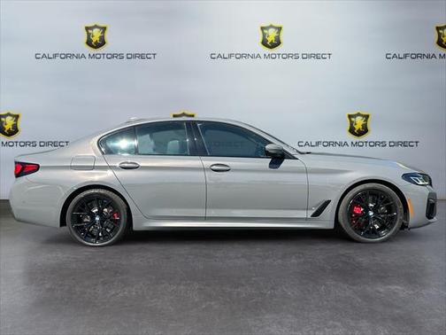 2022 BMW 540 i