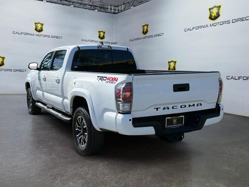 Super White 2020 Toyota Tacoma TRD Sport