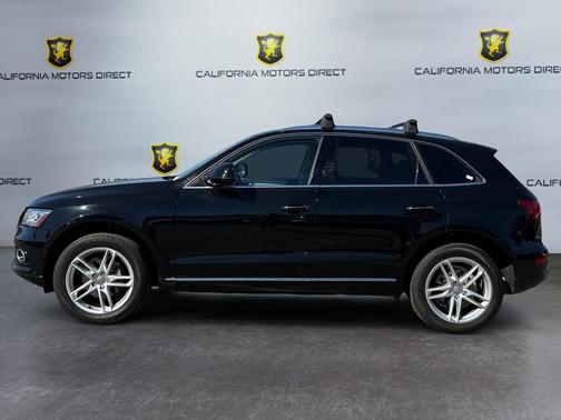 Brilliant Black 2017 Audi Q5 2.0T Premium