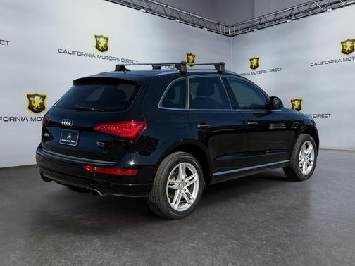 Brilliant Black 2017 Audi Q5 2.0T Premium