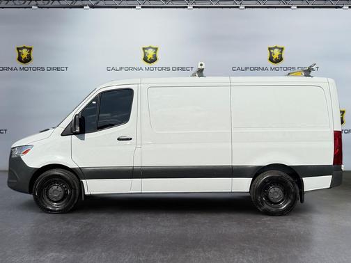 2022 Mercedes-Benz Sprinter 2500 Standard Roof