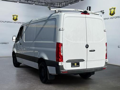 2022 Mercedes-Benz Sprinter 2500 Standard Roof