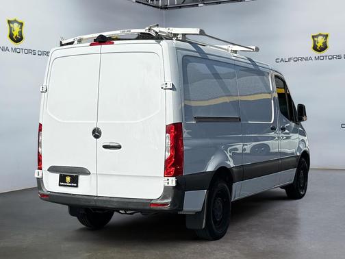 2022 Mercedes-Benz Sprinter 2500 Standard Roof