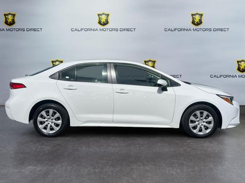 Ice Cap 2024 Toyota Corolla Hybrid LE