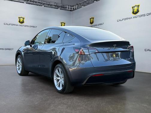 2023 Tesla Model Y Long Range Dual Motor All-Wheel Drive