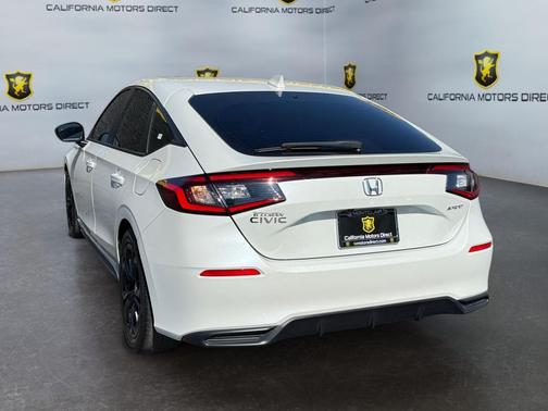 Platinum White Pearl 2025 Honda Civic Sport