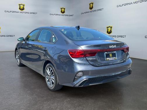 Gravity Gray 2022 Kia Forte LXS