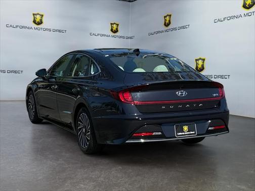 2023 Hyundai SONATA Hybrid SE