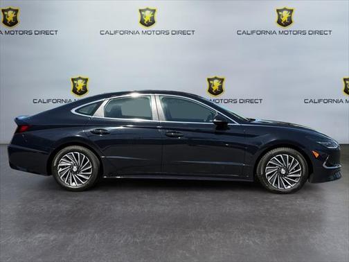 2023 Hyundai SONATA Hybrid SE