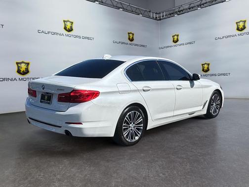 Mineral White Metallic 2019 BMW 530 530i