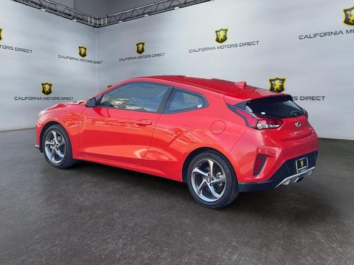 2020 Hyundai Veloster 2