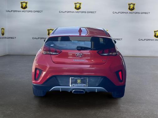 2020 Hyundai Veloster 2