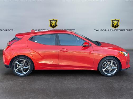 2020 Hyundai Veloster 2