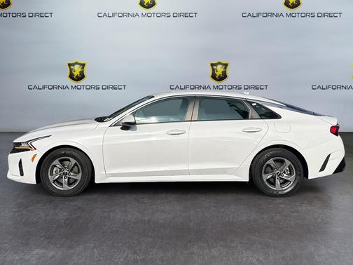 2022 Kia K5 LX