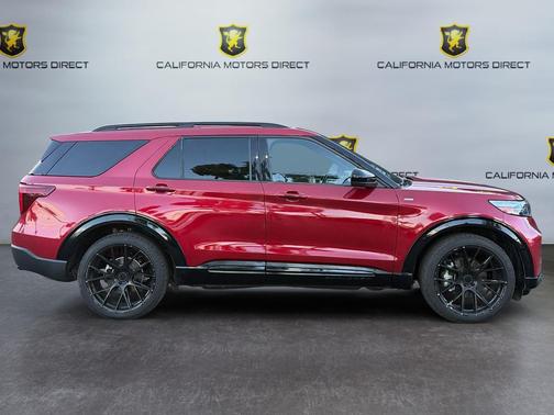 2022 Ford Explorer ST-Line